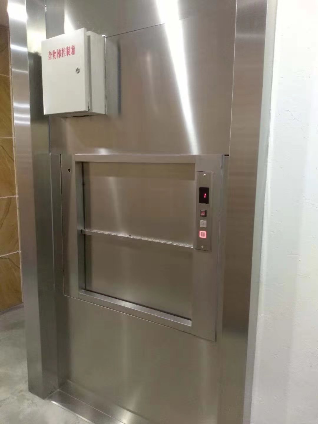 窗口式 傳菜梯